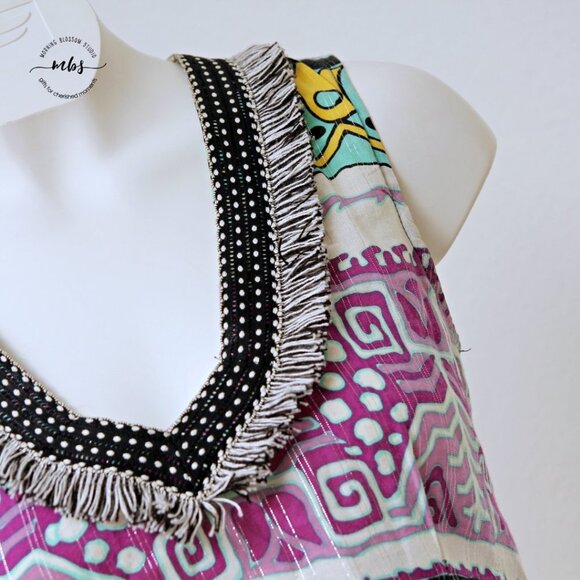 Nanette Lenore Floral Abstract Metallic Accent Fringe Hem V Neck Sleeveless Top - Picture 8 of 12